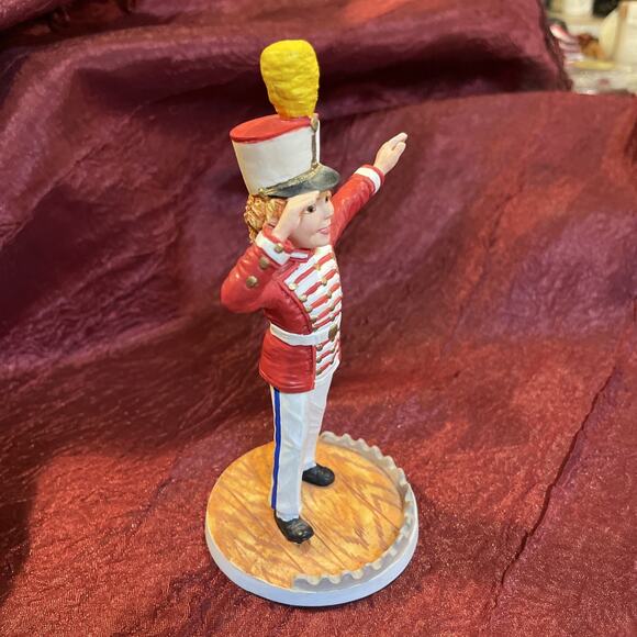 Vintage Danbury Mint Shirley Temple "Poor Little Rich Girl" Figurine 5.5” - Picture 2 of 5